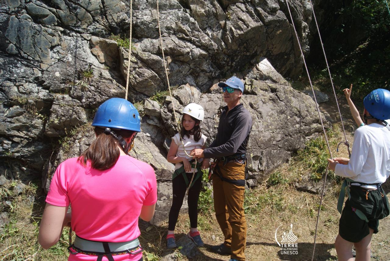 Ecole d'Escalade avec Yannik ANSELMET Guide de Haute Montagne